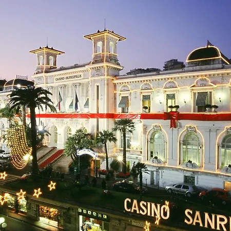 Ampio 97 Mq Con Garage Privato, A 2 Minuti Dal Centro Di San Remo