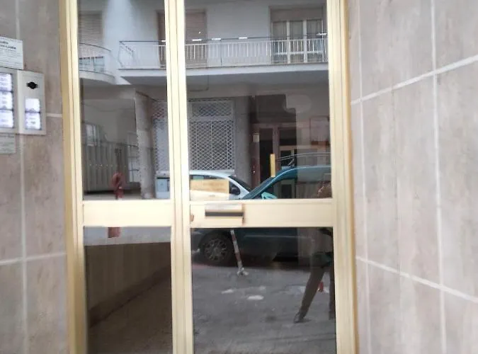 Ampio 97 Mq Con Garage Privato, A 2 Minuti Dal Centro Di Apartamento *