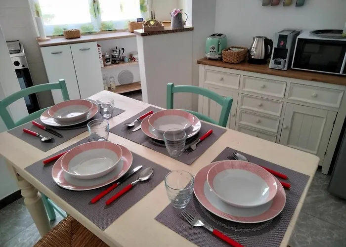 Ampio 97 Mq Con Garage Privato, A 2 Minuti Dal Centro Di